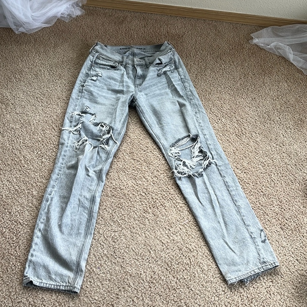American egale | straight legged ripped gray jeans